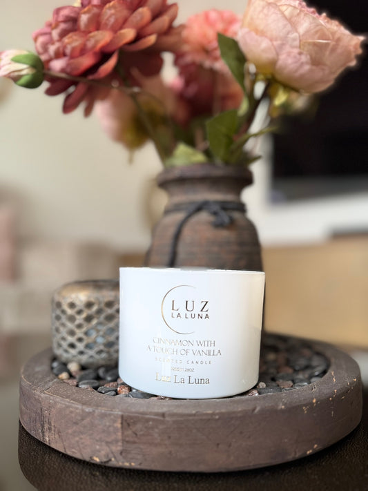 Geurkaars - 320gr - wit - kaneel met een vleugje vanille - warmte & harmonie