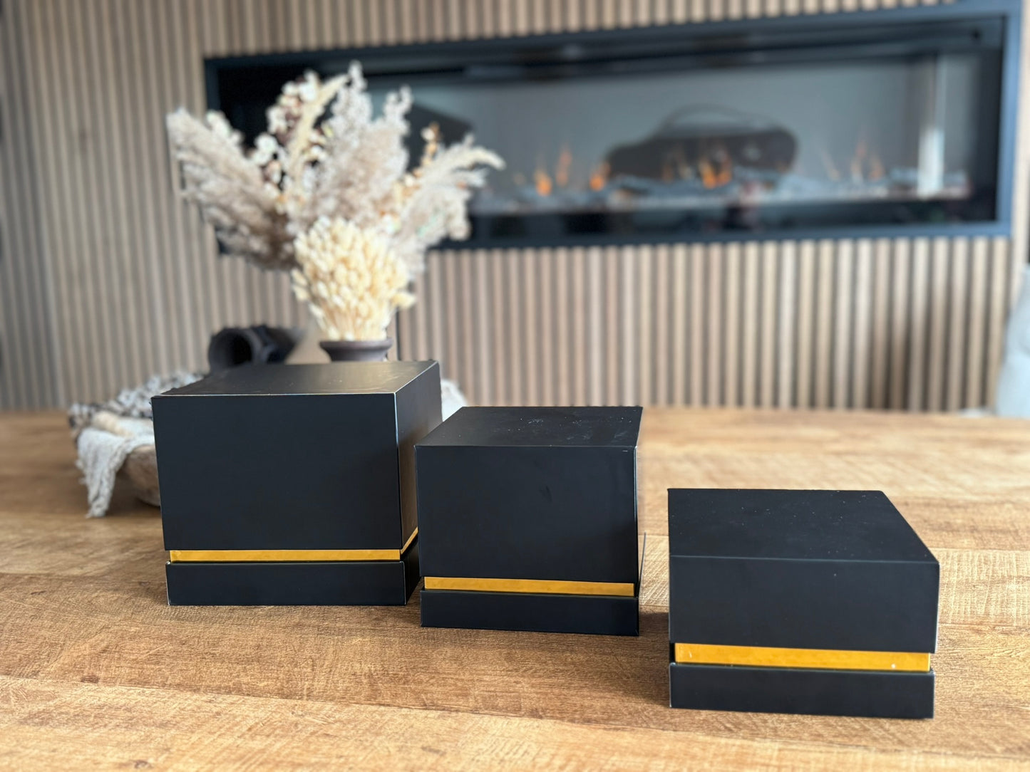 Geurkaars - 620gr - zwart - Sandalwood - Kalmerend & spiritueel