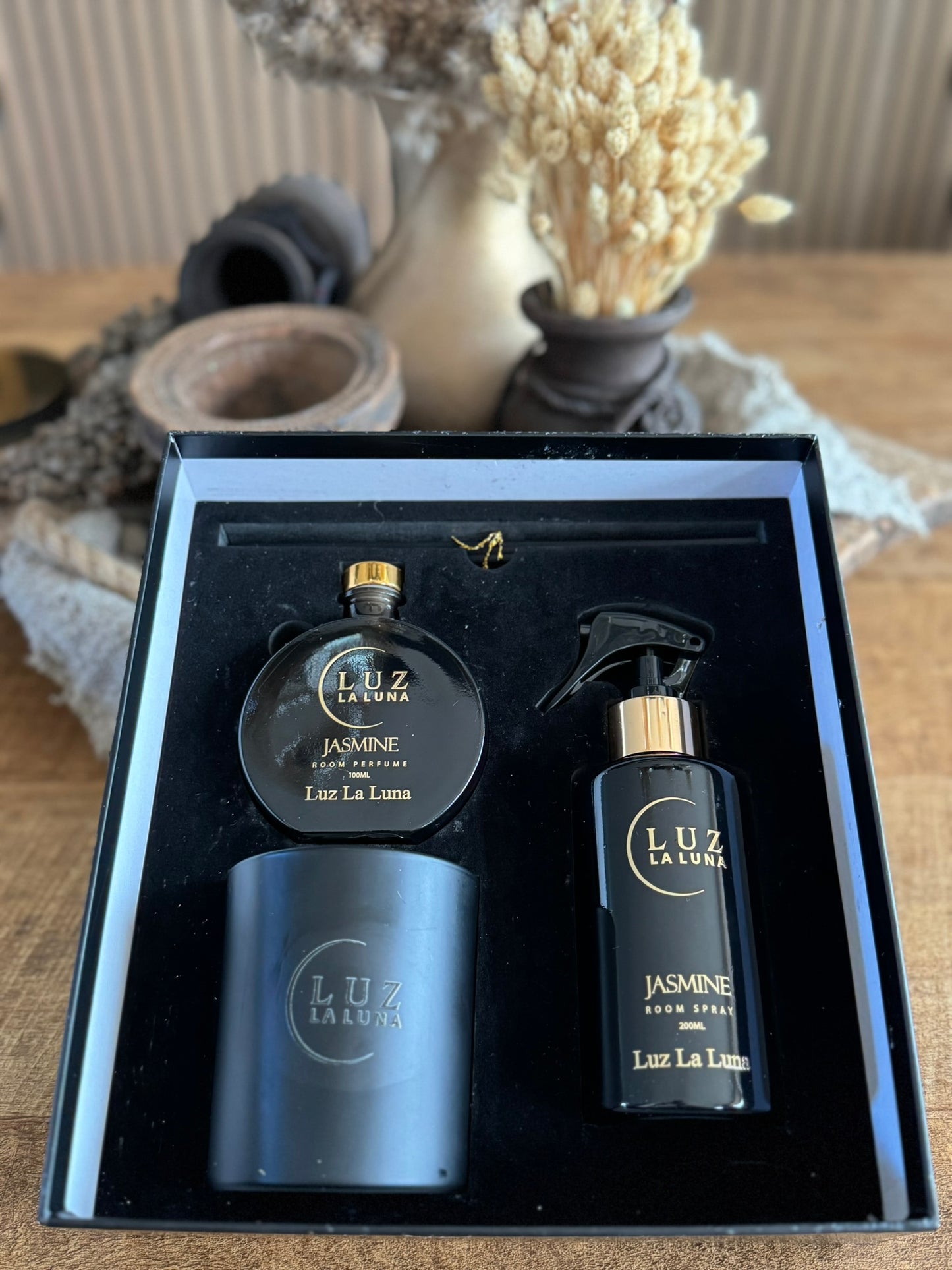 Giftset - relatiegeschenk - kerstpakket - geurkaars + roomspray + room perfume